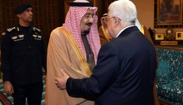 عباس يناشد الملك سلمان بأقامة مباراة السعودية وفلسطين على استاذ الشهيد بفلسطين 
