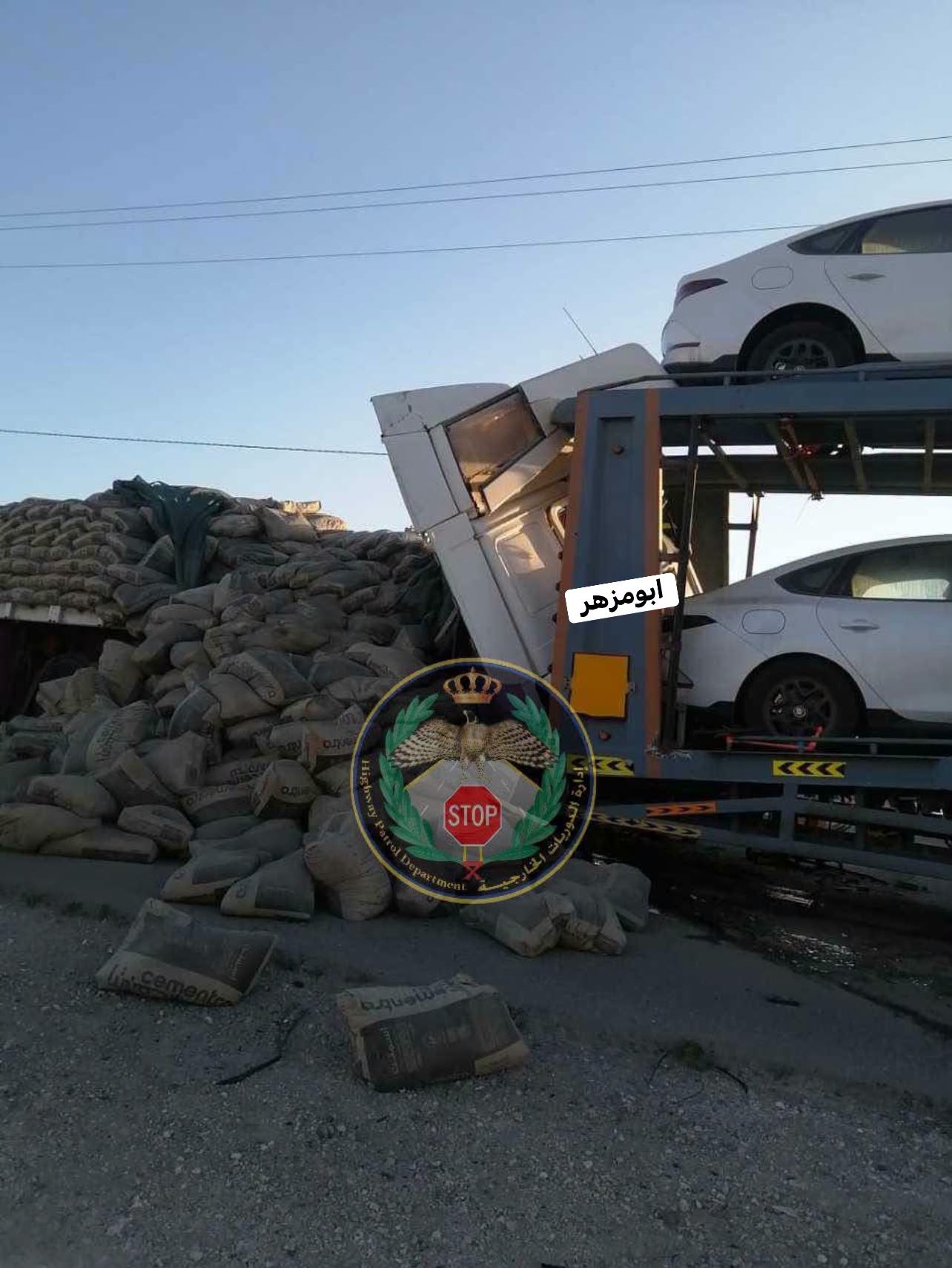إغلاق طريق جابر - المفرق إثر تصادم 4 مركبات