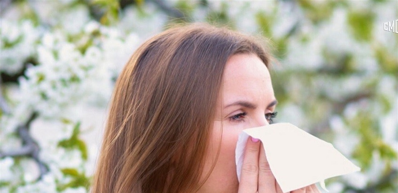 إحذروا ..  هذه الأطعمة تزيد من حساسية الربيع