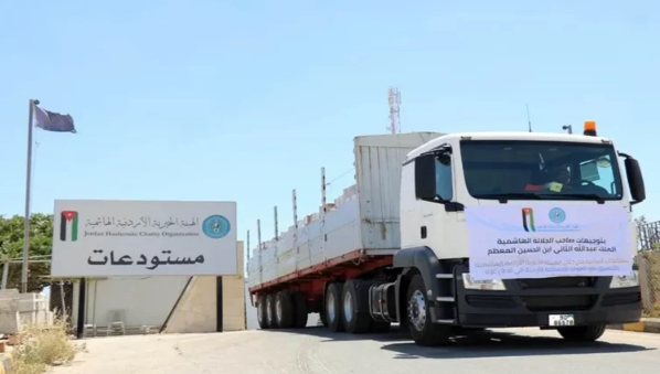 الأردن يسير 75 شاحنة مساعدات جديدة إلى غزة