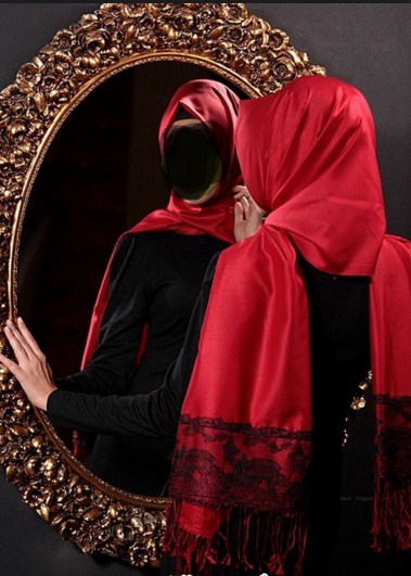 عمان: ضرب شقيقته لإرتدائها "شالة حمراء"