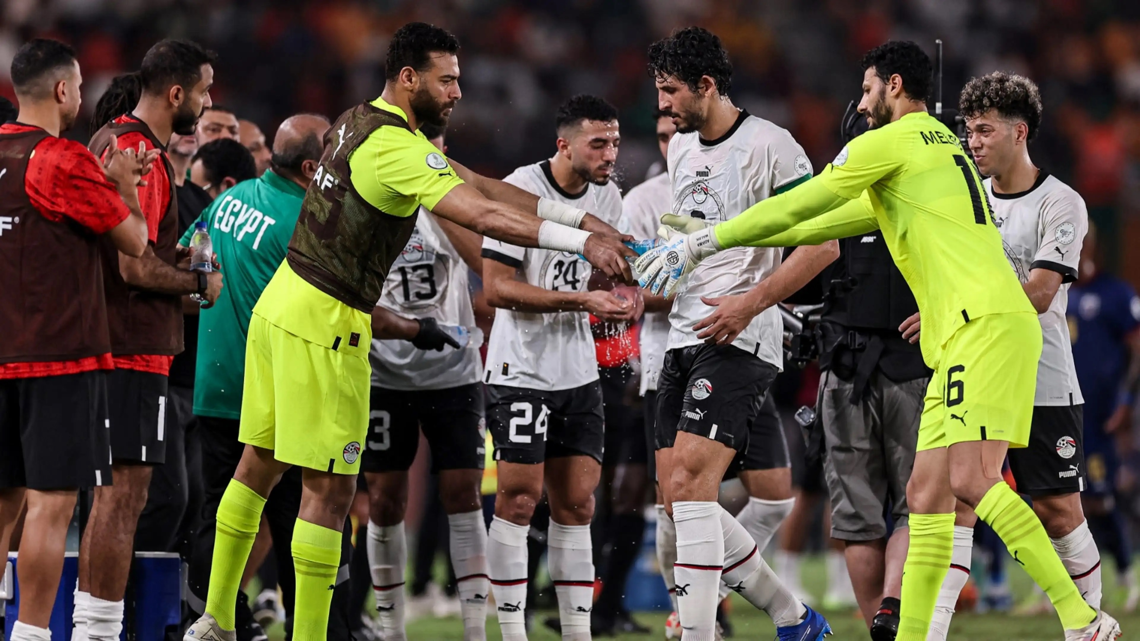 بعد صلاح والشناوي ..  منتخب مصر يفقد لاعبًا جديدًا في كأس أمم إفريقيا 2023