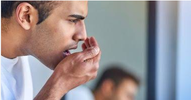 أسباب رائحة الفم الكريهة أثناء الصيام وطرق التخلص منها