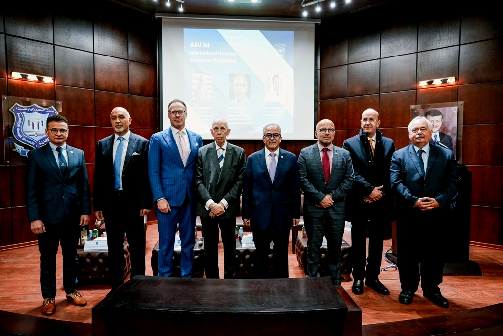 بالصور ..  ندوة في عمان الأهلية لـ 3 علماء بارزين عالمياً حول البحث العلمي والطبي والعمل الأكاديمي 