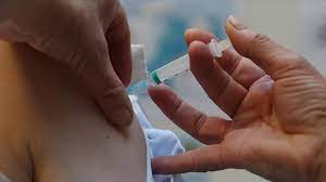 "الصحة" تعلن مراكز التطعيم للأشخاص بعمر 18 فما فوق ليوم الجمعة  ..  أسماء 