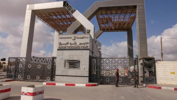 إعادة فتح معبر رفح للراغبين بالعودة إلى غزة الإثنين