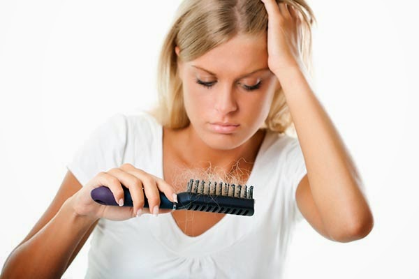 لمنع تساقط الشعر عليكي فقط بالكركم!! كيف اقرأى معى