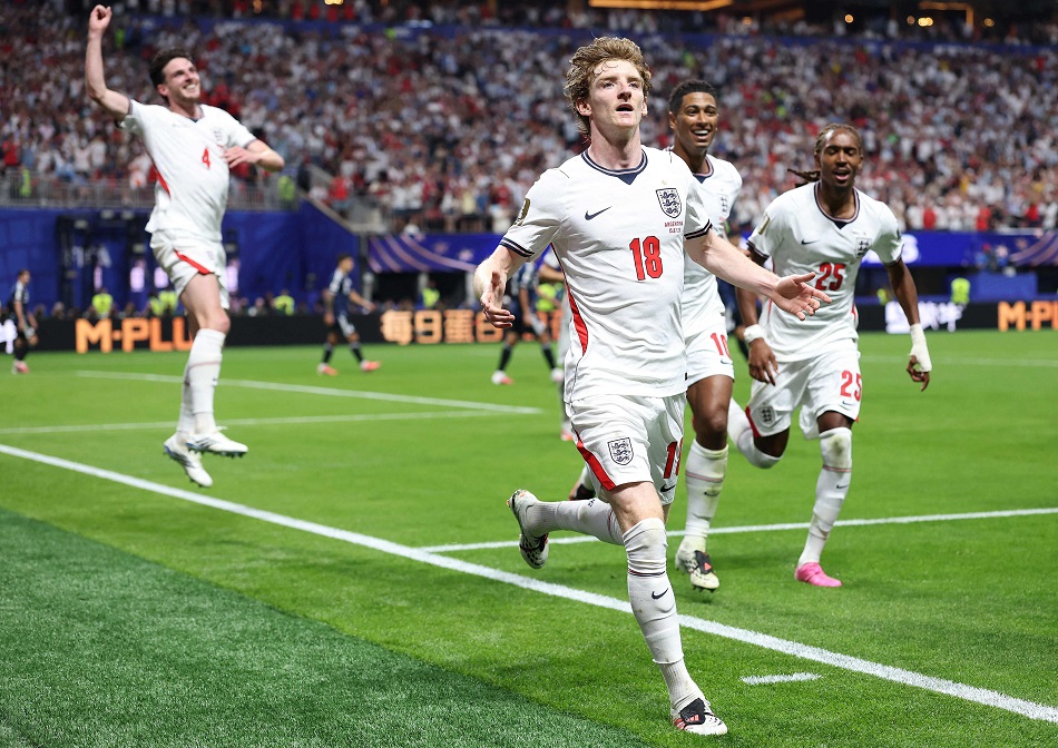  كأس العالم ..  إنجلترا تحرز الهدف الأول في مرمى الأرجنتين