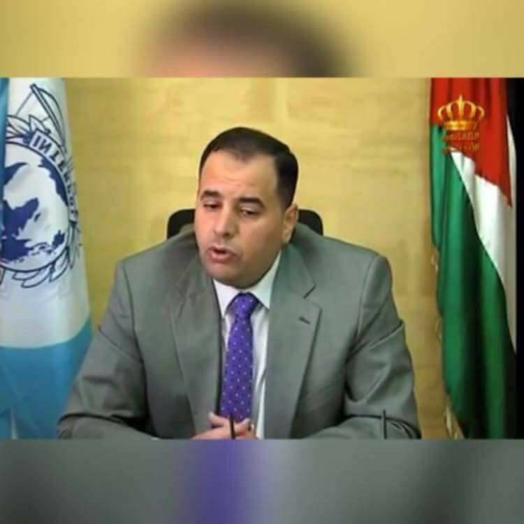 الدكتوراه بامتياز للعقيد بلال عواد 