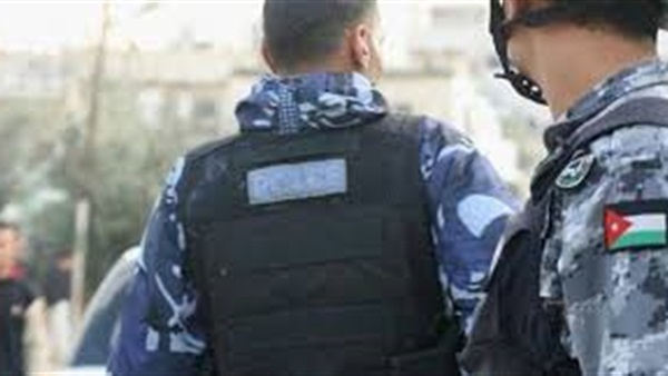 اصابة رجل امن اثر تعرضه للطعن في مادبا