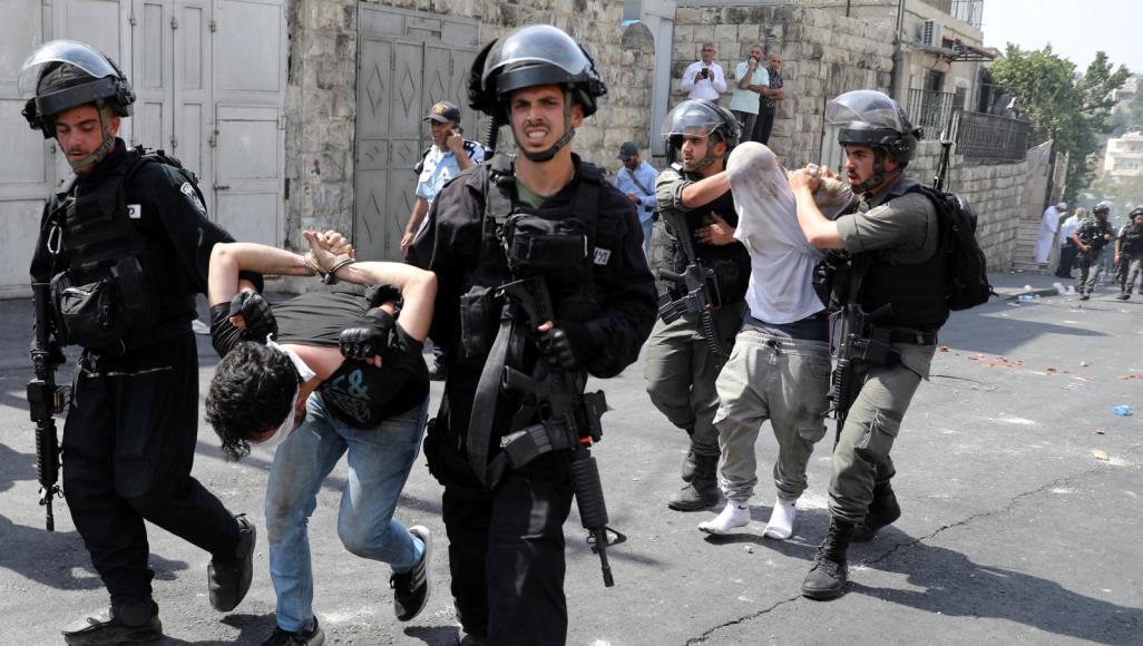 الاحتلال يشن حملة اعتقالات واسعة في القدس قبيل جمعة "باب الرحمة"