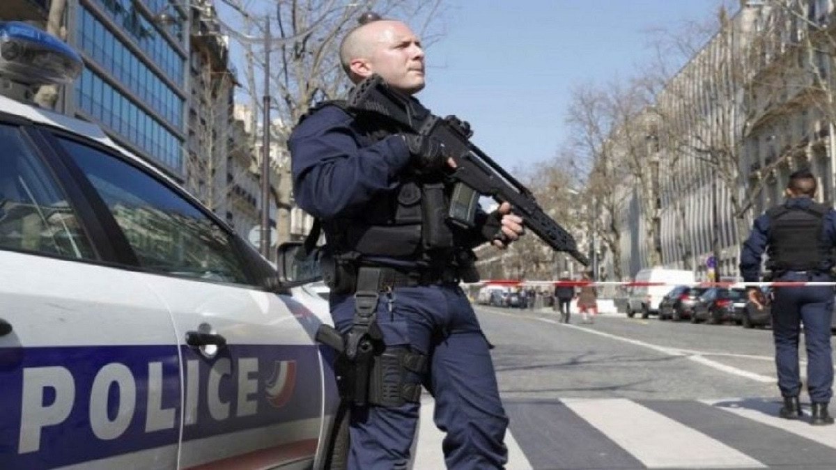 مسلحون يحتجزون 20 رهينة في بنك بجورجيا ويطلبون 500 ألف دولار‎