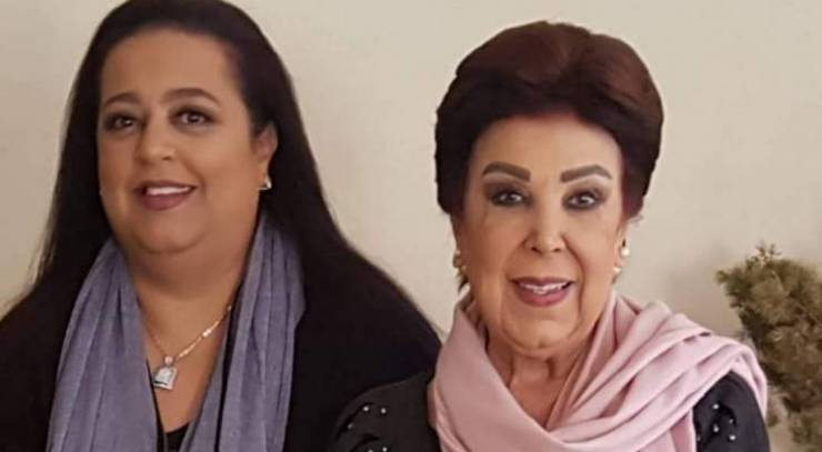 إبنة رجاء الجداوي تنشر صورة عن مهر والدتها