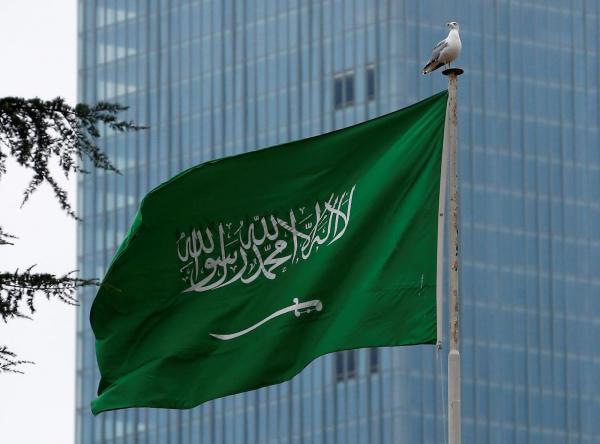 السعودية تخفف الاجراءات  ..  لا كمامات بالأماكن المفتوحة