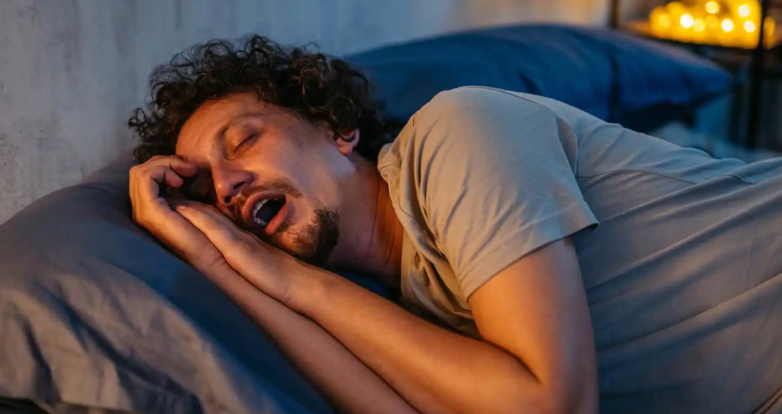 الشخير المستمر قد يشير لمشكلات صحية خطيرة 