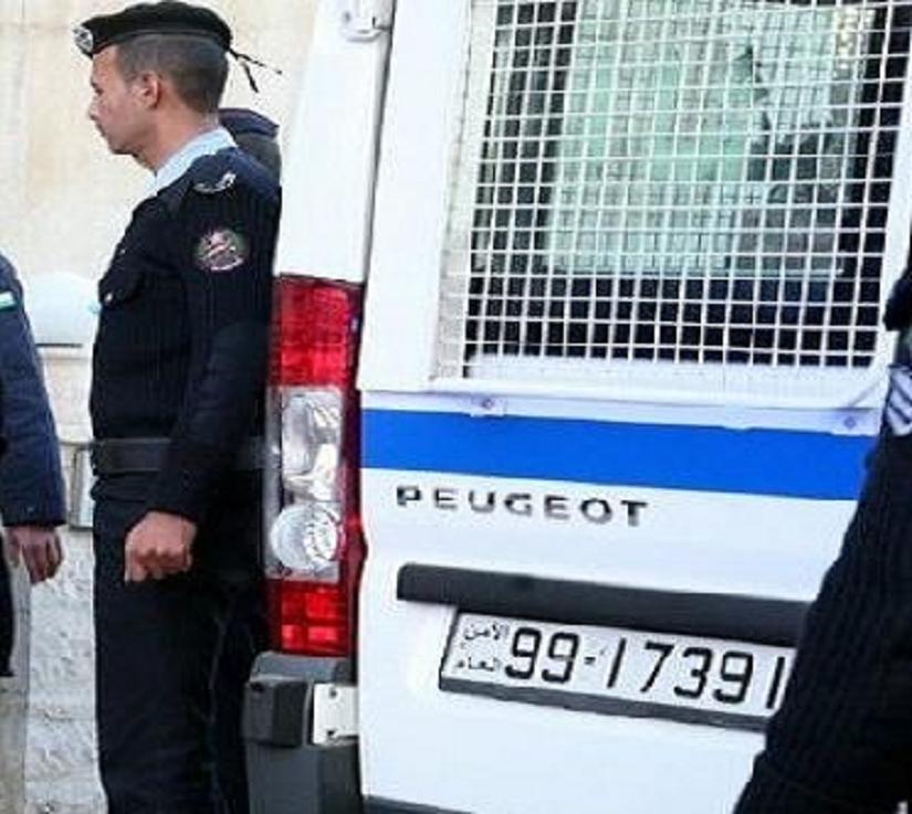 الامن يضبط 74267 مطلوباً و4052 سيارة مسروقة وآلاف قطع السلاح خلال الحملة الأمنية