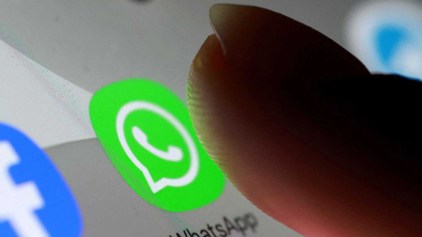 وداعاً لكلمات المرور ..  واتساب تعتمد البصمة الرقمية لحماية المستخدمين