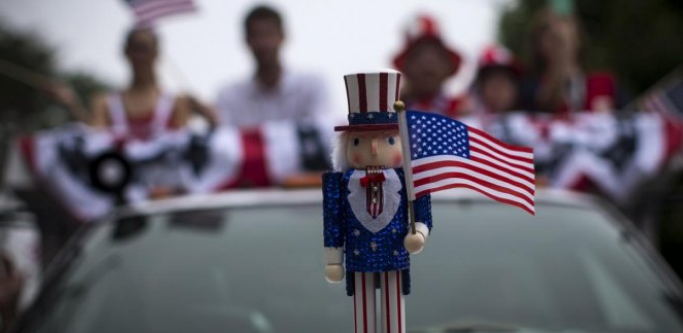 عيد وطني بأمريكا في ظلّ تفشي كورونا ومنظمة الصحة تدعو إلى "الاستفاقة"