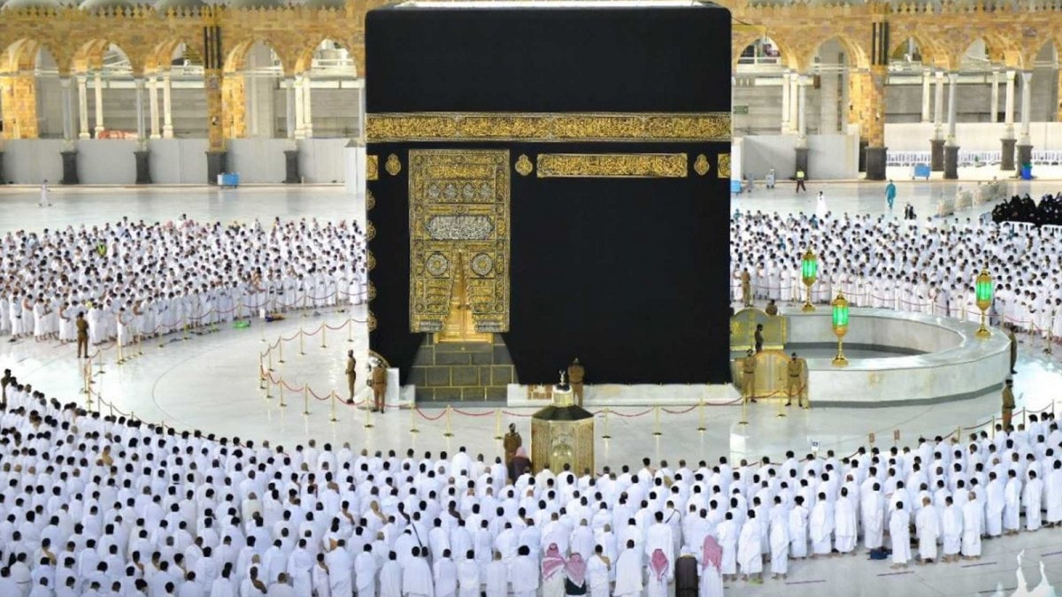 السعودية ..  قرار جديد لإتاحة الطواف لغير المعتمرين