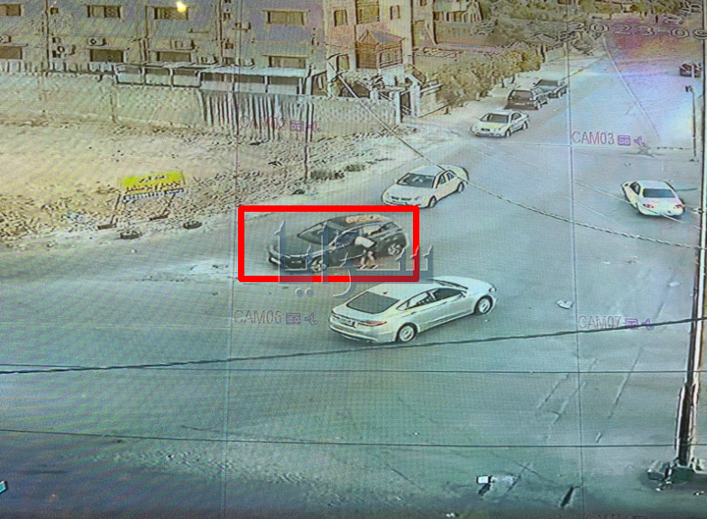 بعد نشر سرايا ..  ضبط سائق مركبة "سحب" مواطن بمركبته بطريقة مرعبة في محافظة الزرقاء - فيديو 