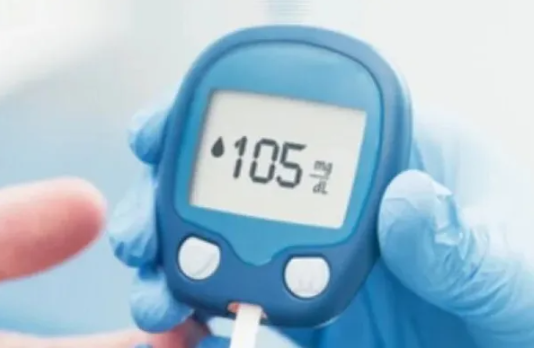 خبراء يوصون بنمط حياة صحي للحد من مخاطر السكري