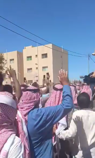 الآلاف يشيعون الشهيد ماهر الجازي- فيديو