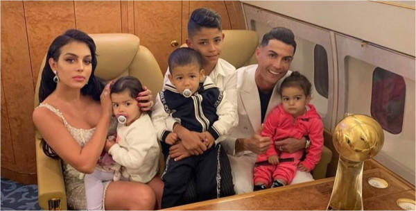 هكذا يحمي رونالدو أطفاله من كورونا
