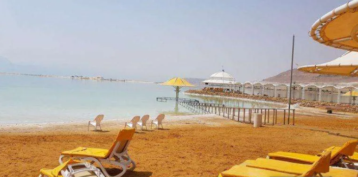 السياحة العلاجية في البحر الميت