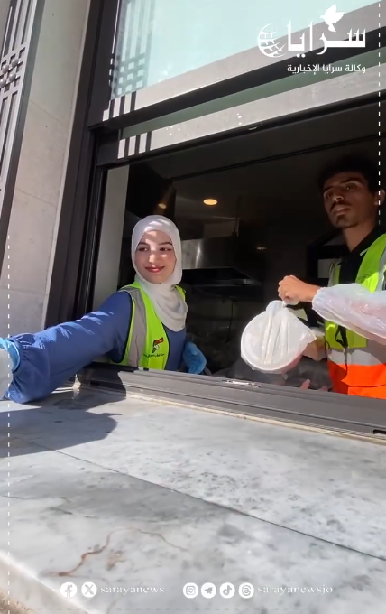 بالفيديو ..  سرايا توثق يومًا في "ثريد": طعامٌ ساخن وكرامةٌ محفوظة
