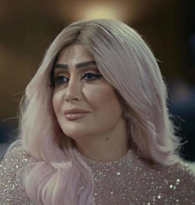 بالصور  ..   بسبب "لحم غزال"  ..  غادة عبد الرازق صارت نسخة من مايا دياب