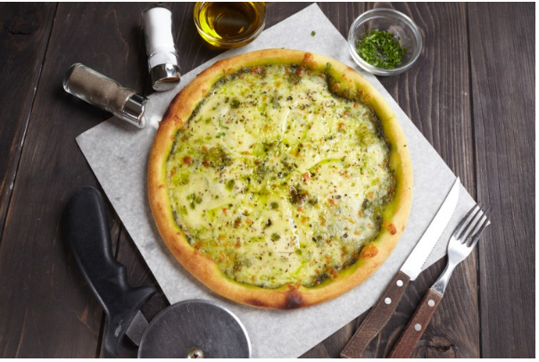 فطيرة الجبن بالبيستو