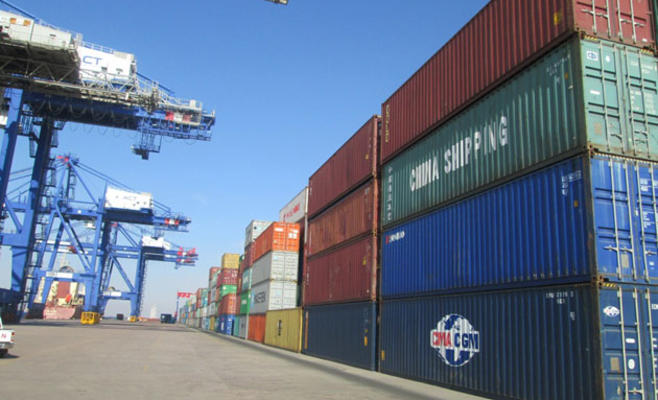 12 شركة صناعية تعتزم مقاضاة شركة ميناء الحاويات الدنماركية
