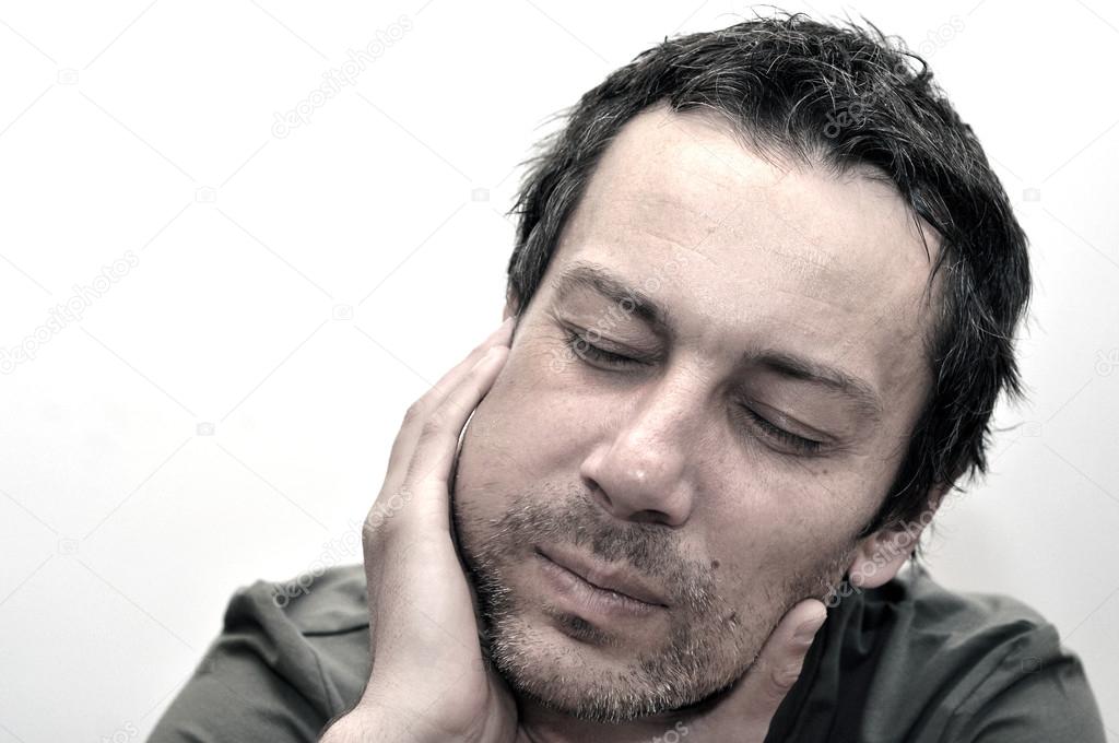 هل يمكن لالتهاب الجيوب الأنفية أن يسبب ألمًا في الأسنان ؟