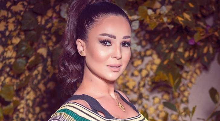  أبرز 10 معلومات عن الفنانة لينا كرم والخصال الثلاثة التي تمتلكه .. ارفضت قبول الأدوار الجريئة بعد عناية مشددة واعتذرت عن باب الحارة  .. 