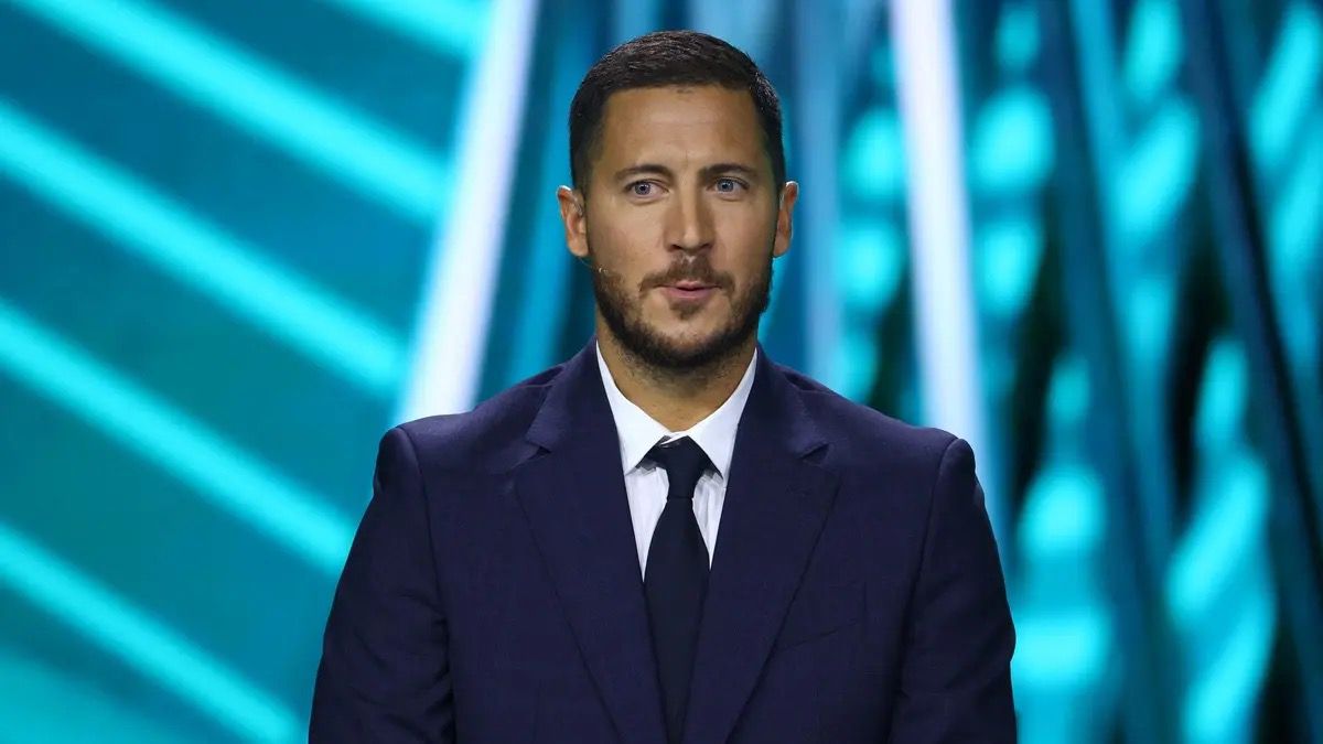 هازارد يتحول إلى سائق تاكسي بعد اعتزاله