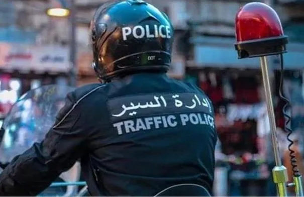 تعطل حافلة يتسبب بأزمة مرورية في صويلح