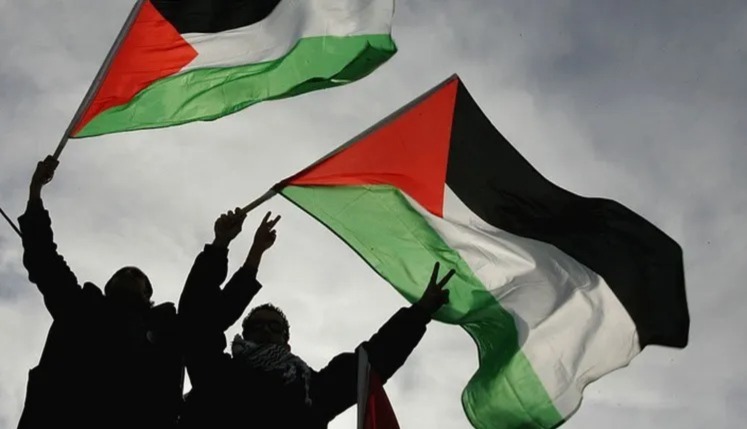 كاتبة أسترالية: سوف يتكبد العالم خسارة كبرى إذا أبيد الفلسطينيون
