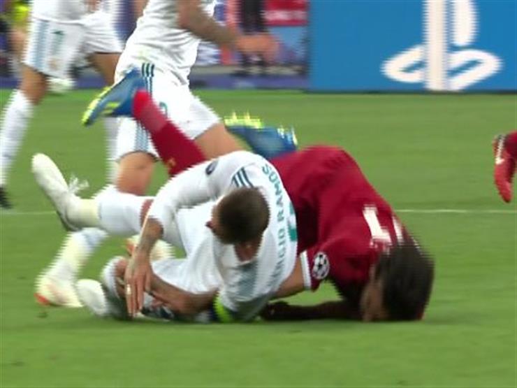 بالفيديو .. ثورة غضب على “تويتر” ضد راموس تعاطفًا مع محمد صلاح ..  وابو تريكة: هذه جريمة ايذاء