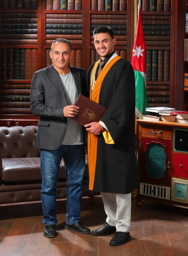 أسيد ضافي العبداللات  ..  مبارك التخرج