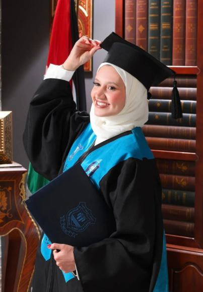 ماريا الشيخ  ..  مبارك التخرج 