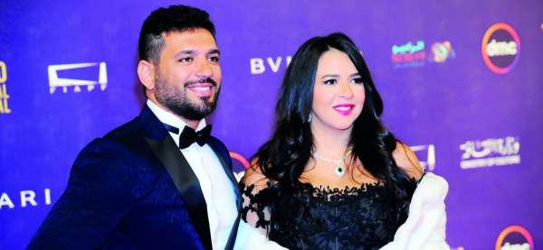 بالفيديو: إيمي سمير غانم تطلب الطلاق من حسن الرداد بسبب عملية نصب