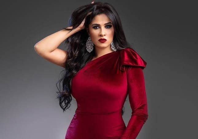 الكشف عن تطورات جديدة في حالة “ياسمين عبد العزيز” ..  وهذا ما أمر به الأطباء!