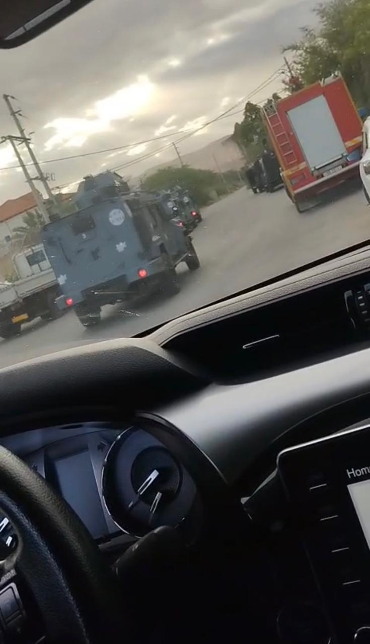 بالصور ..  حملة أمنية في الشونة الجنوبية لردم آبار مخالفة وإزالة اعتداءات على مصادر المياه
