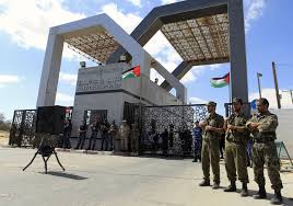 آلاف الفلسطينيين ينتظرون فتح معبر رفح منذ 5 أشهر