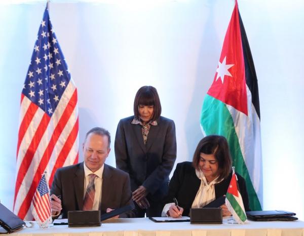 اتفاقيات بين الاردن وامريكا بقيمة 329 مليون دولار
