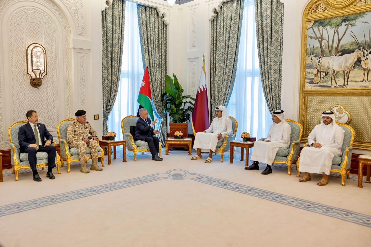 الزيارات الملكية تكسر جمود المشهد وتعزز التضامن العربي