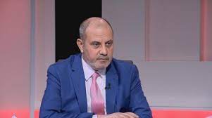 العمل: تنسيق بروتوكولات إعادة فتح قطاعات مع تجارة عمان (أسماء)
