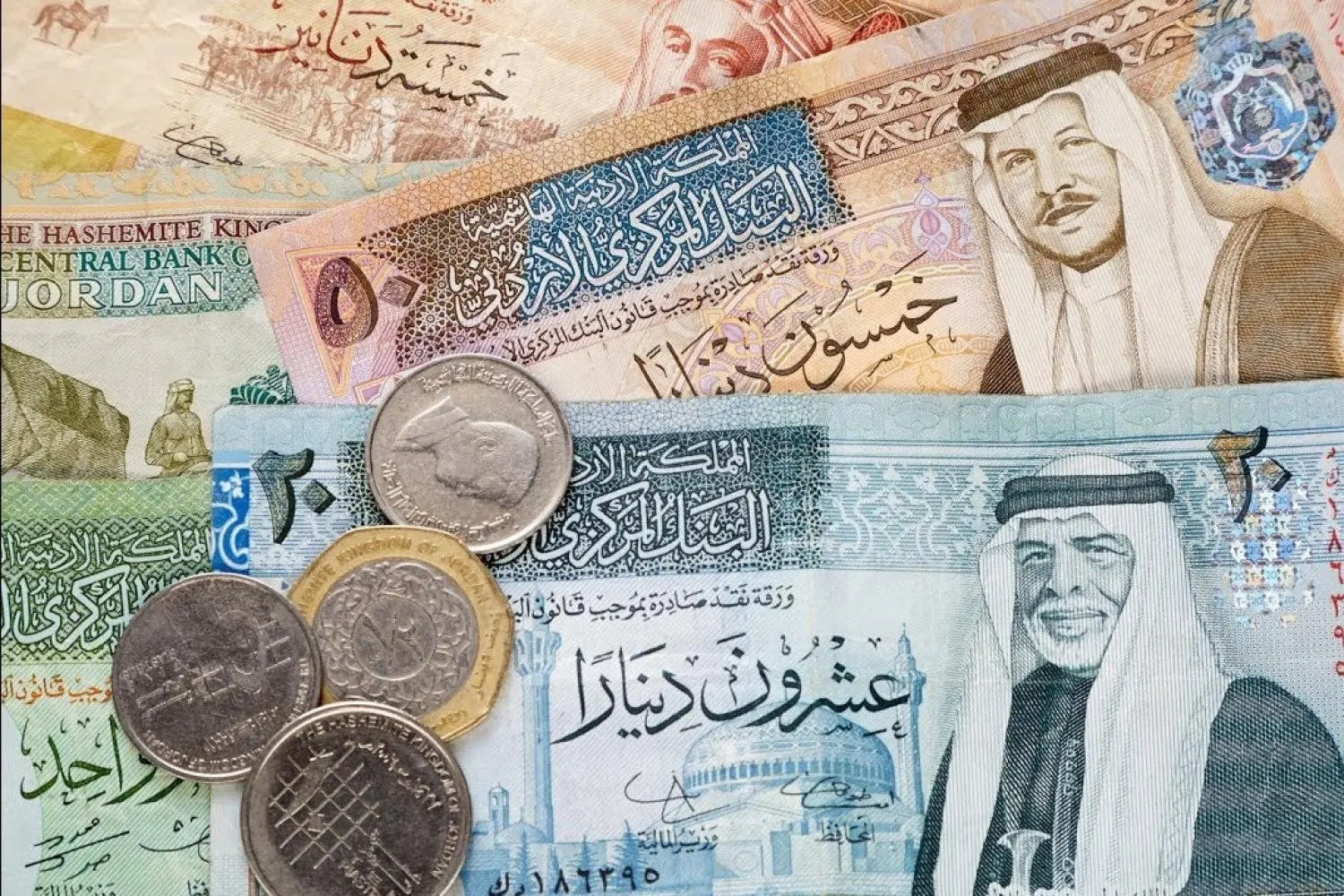 لماذا يُحرَم متقاعد الضمان غير الأردني من زيادة التضخم؟