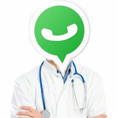 طبيب يقاضي مدير مجموعة على واتساب 