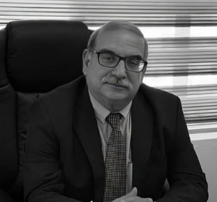 وفاة استشاري قلب الأطفال الدكتور محمود عبّاد